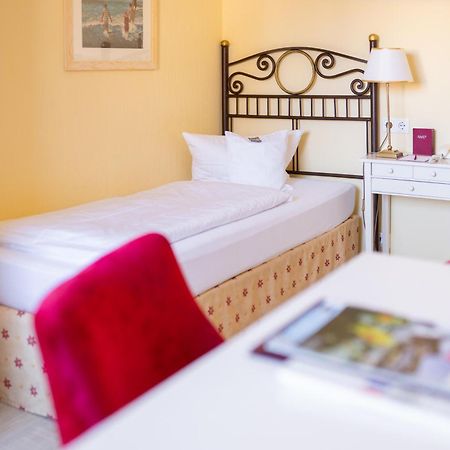 Hotel Duenenburg เวสเทอร์แลนด์ ภายนอก รูปภาพ