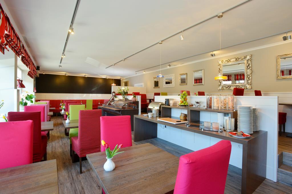 Hotel Duenenburg เวสเทอร์แลนด์ ภายนอก รูปภาพ